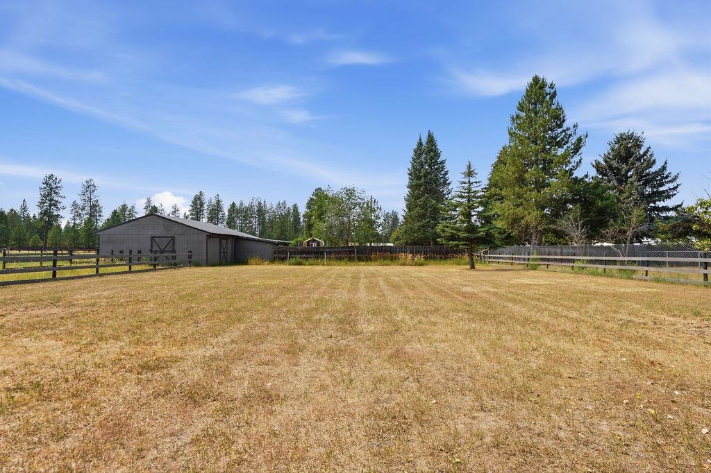 3210 E Denison-Chattaroy Rd - Photo 44