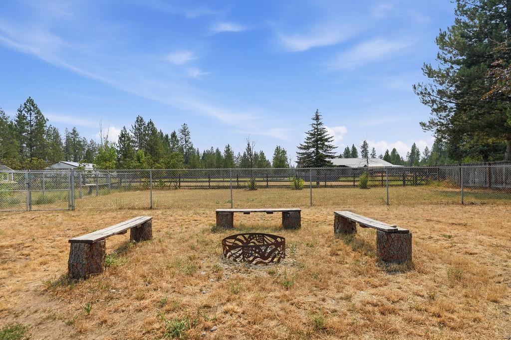 3210 E Denison-Chattaroy Rd - Photo 49