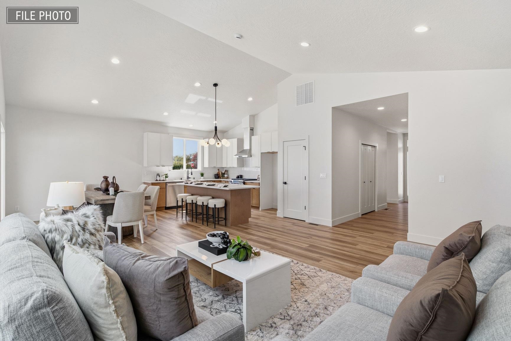 416 N Moen Ln - Photo 9