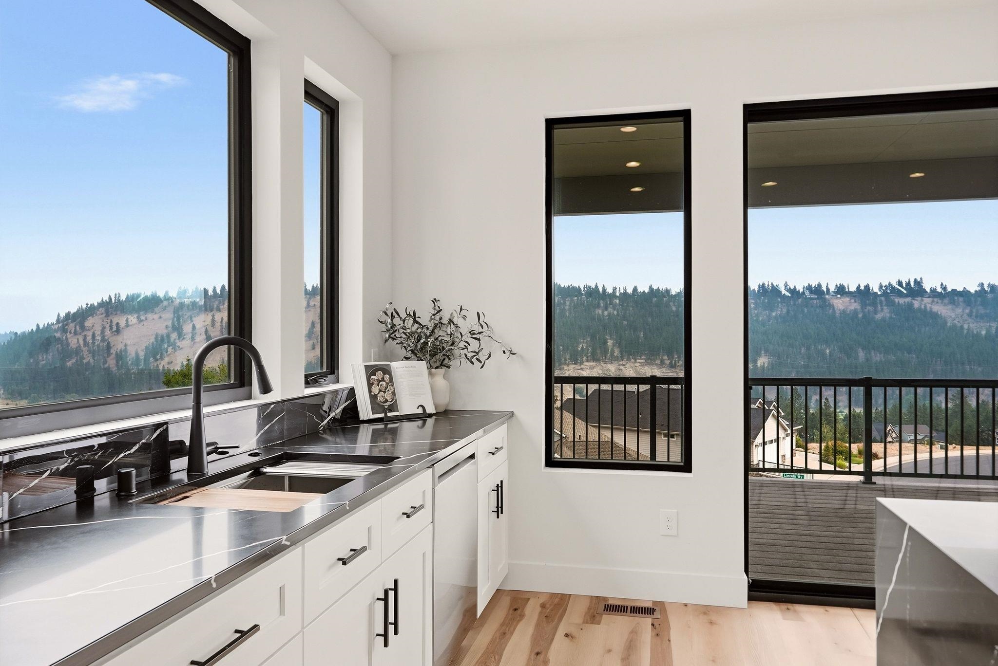 5030 S Lincoln Way - Photo 14