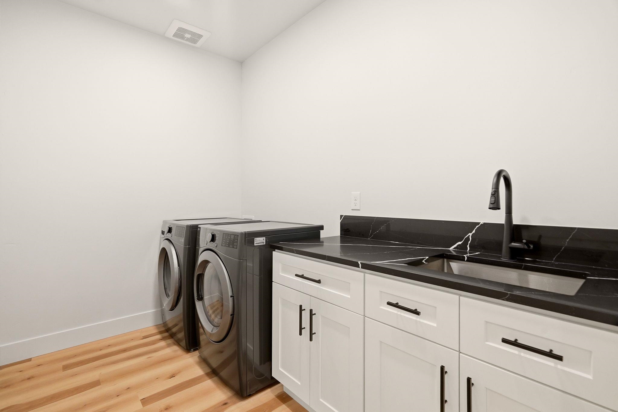 5030 S Lincoln Way - Photo 41