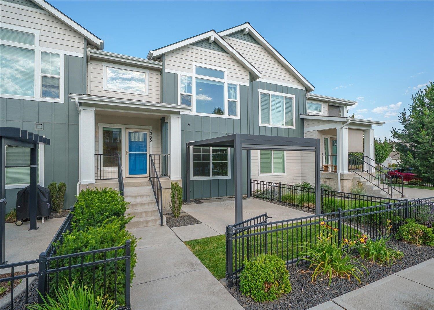 2422 W Summit Pkwy - Photo 3