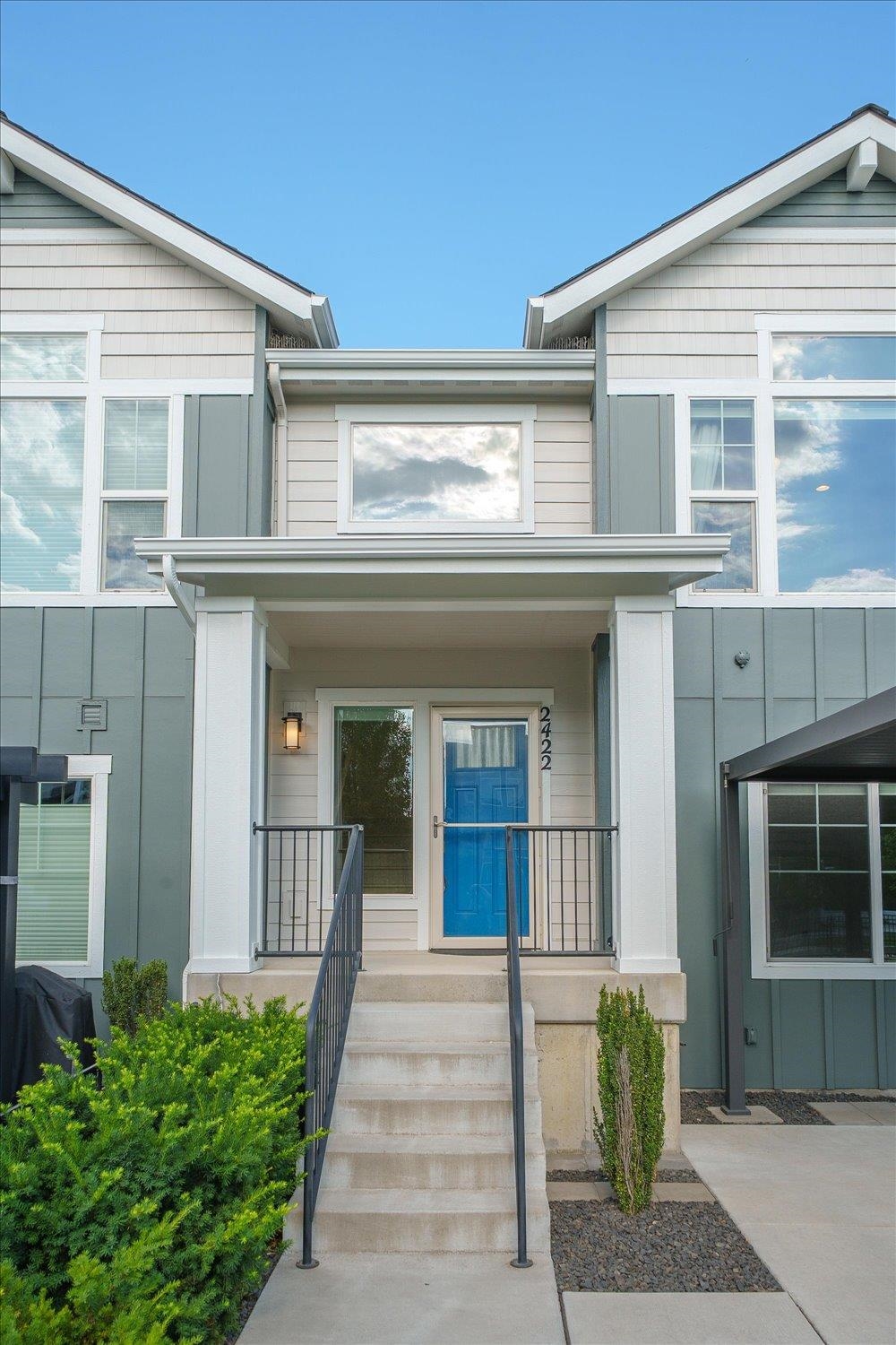 2422 W Summit Pkwy - Photo 4