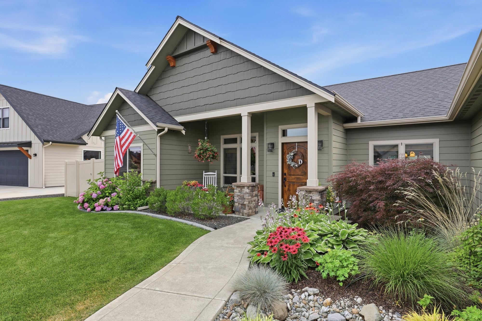2215 W Caden Ave - Photo 3