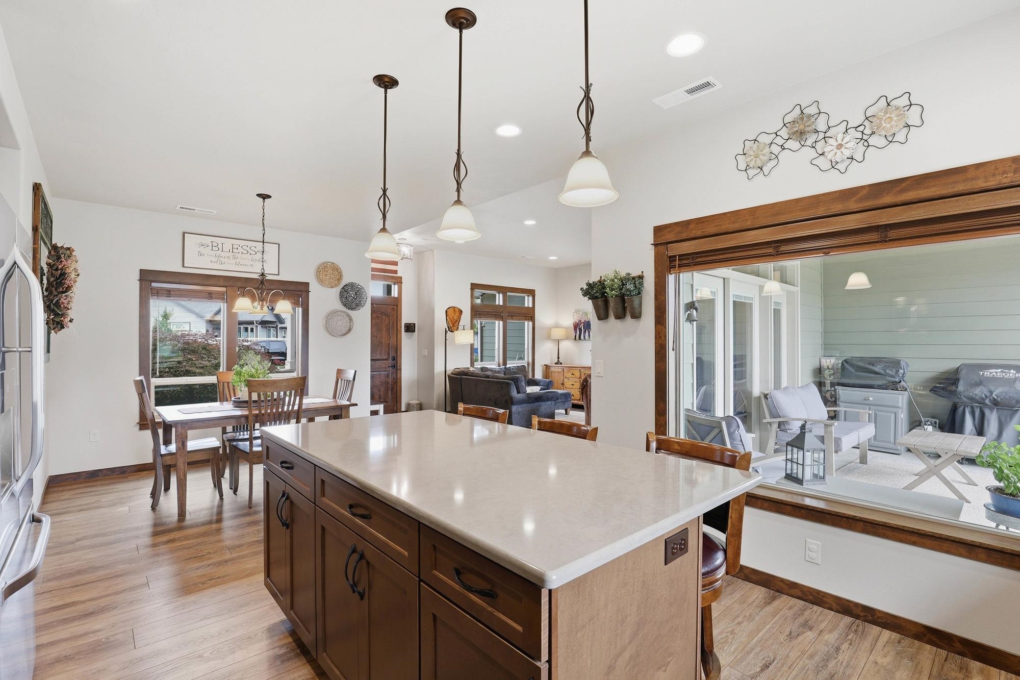 2215 W Caden Ave - Photo 12