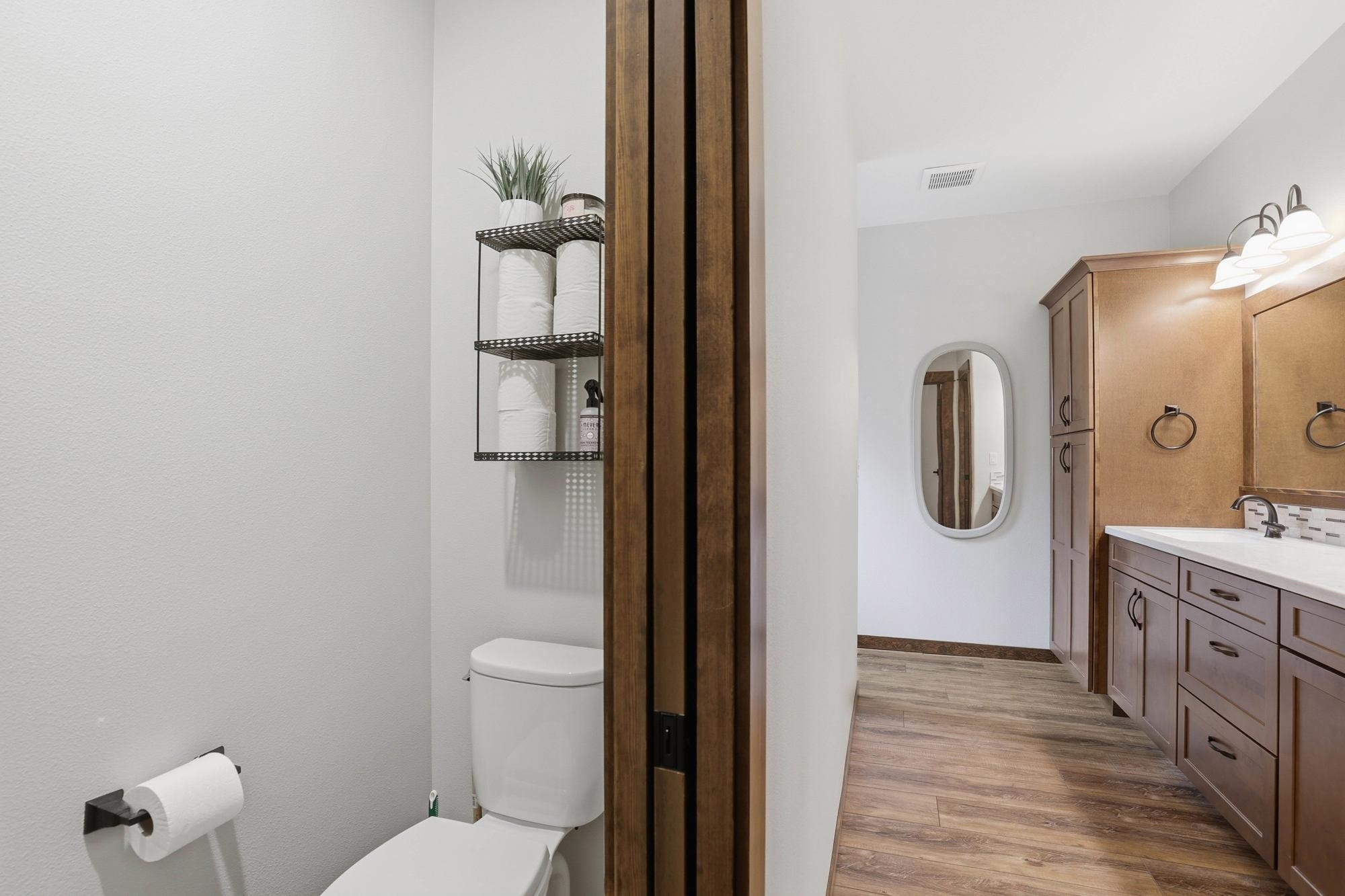 2215 W Caden Ave - Photo 16