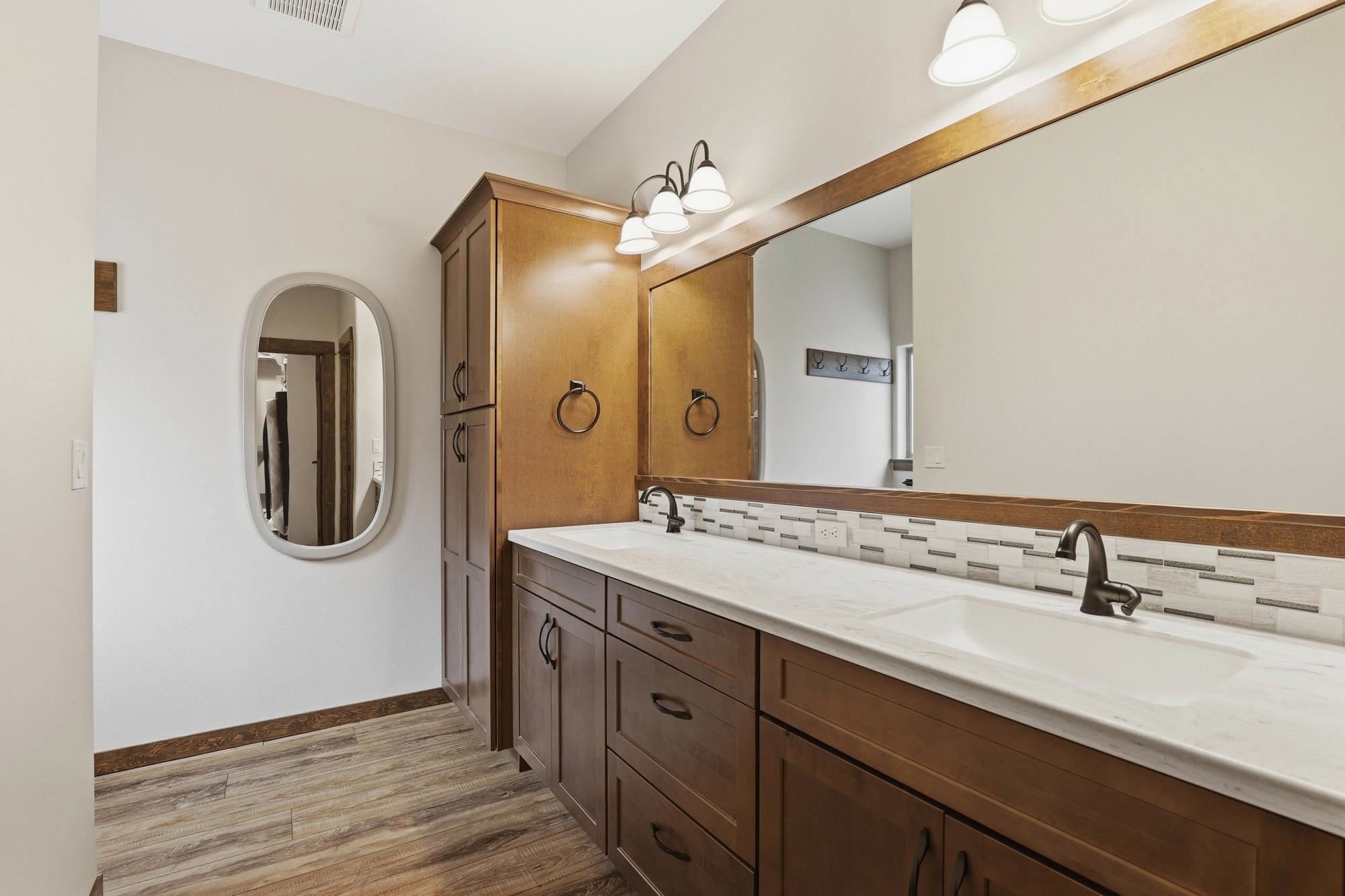 2215 W Caden Ave - Photo 17