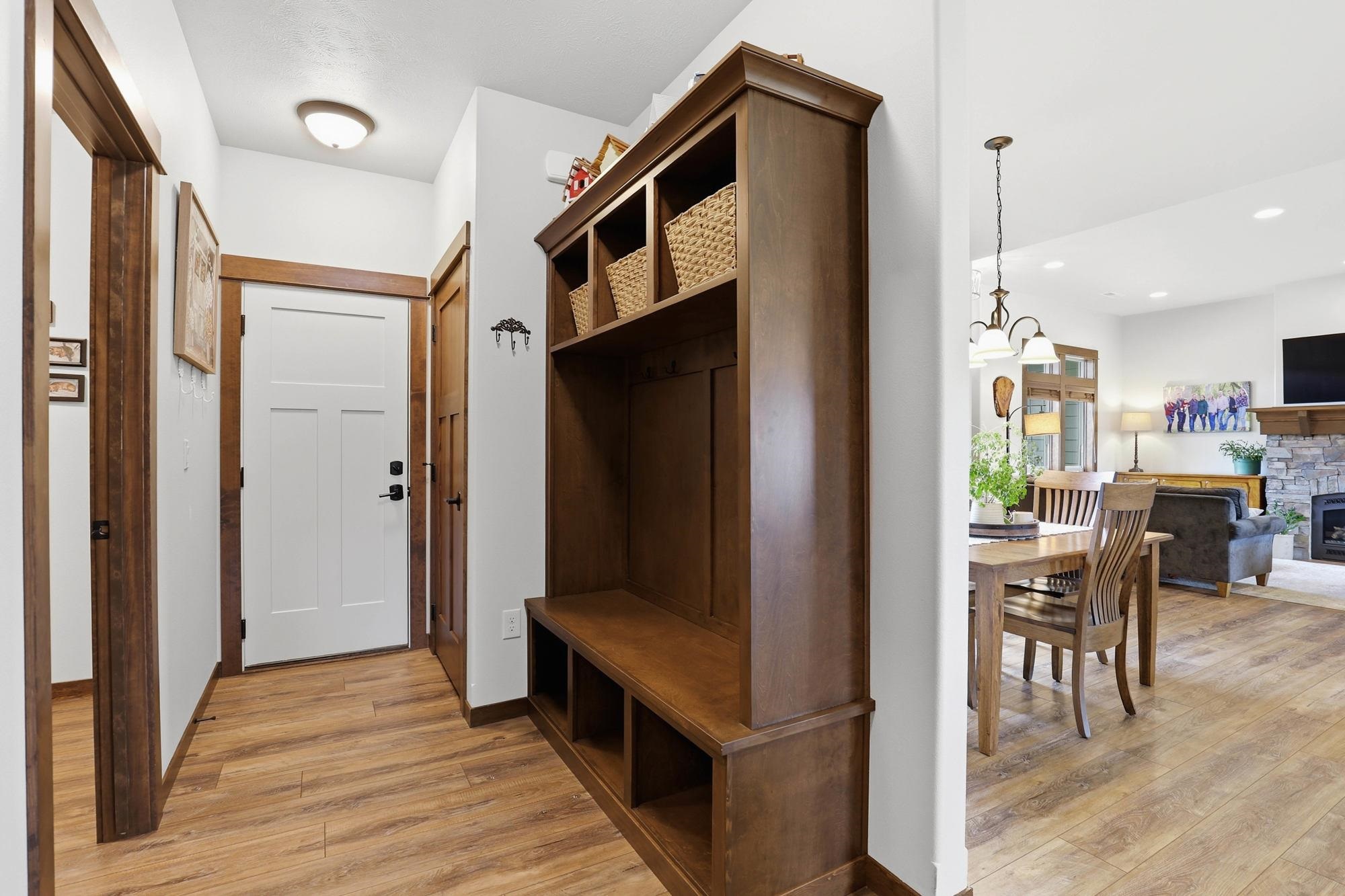 2215 W Caden Ave - Photo 24