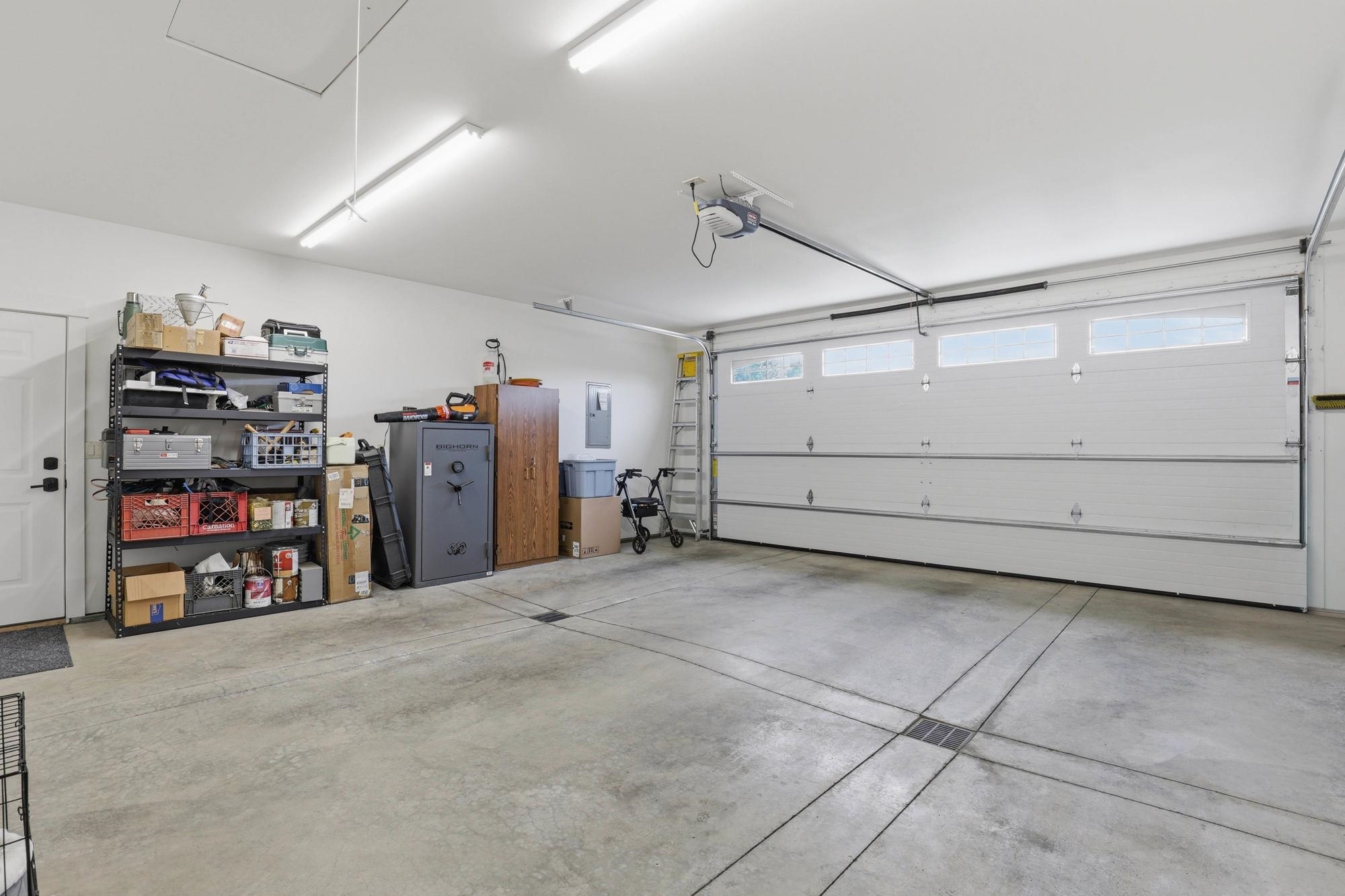 2215 W Caden Ave - Photo 26