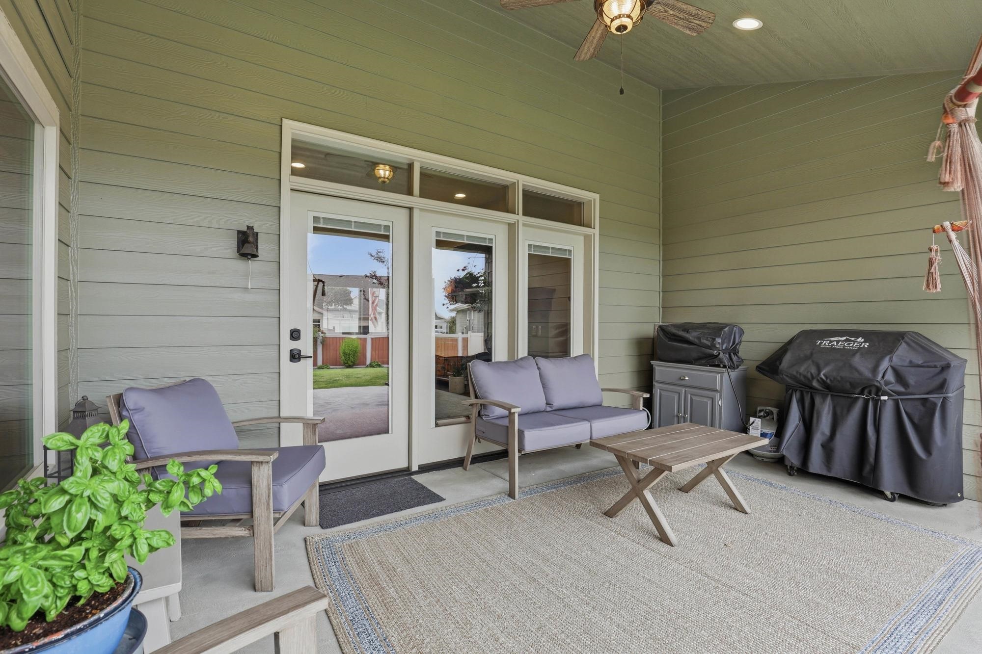2215 W Caden Ave - Photo 29