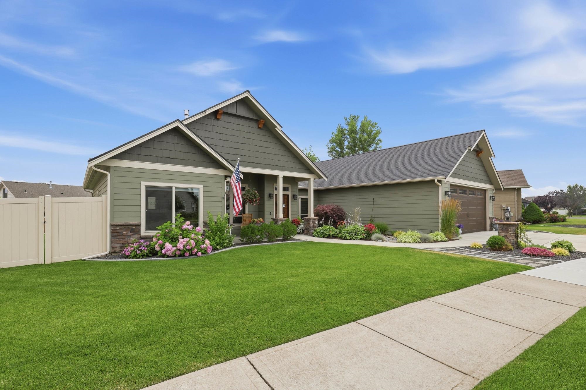 2215 W Caden Ave - Photo 37