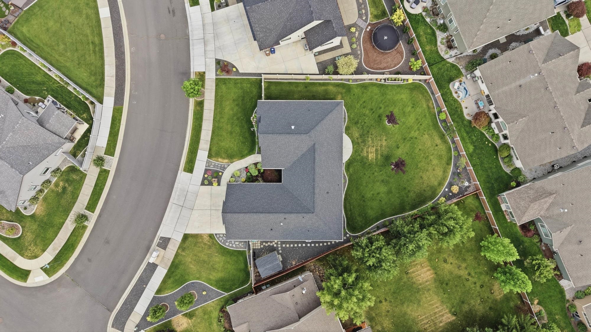 2215 W Caden Ave - Photo 40