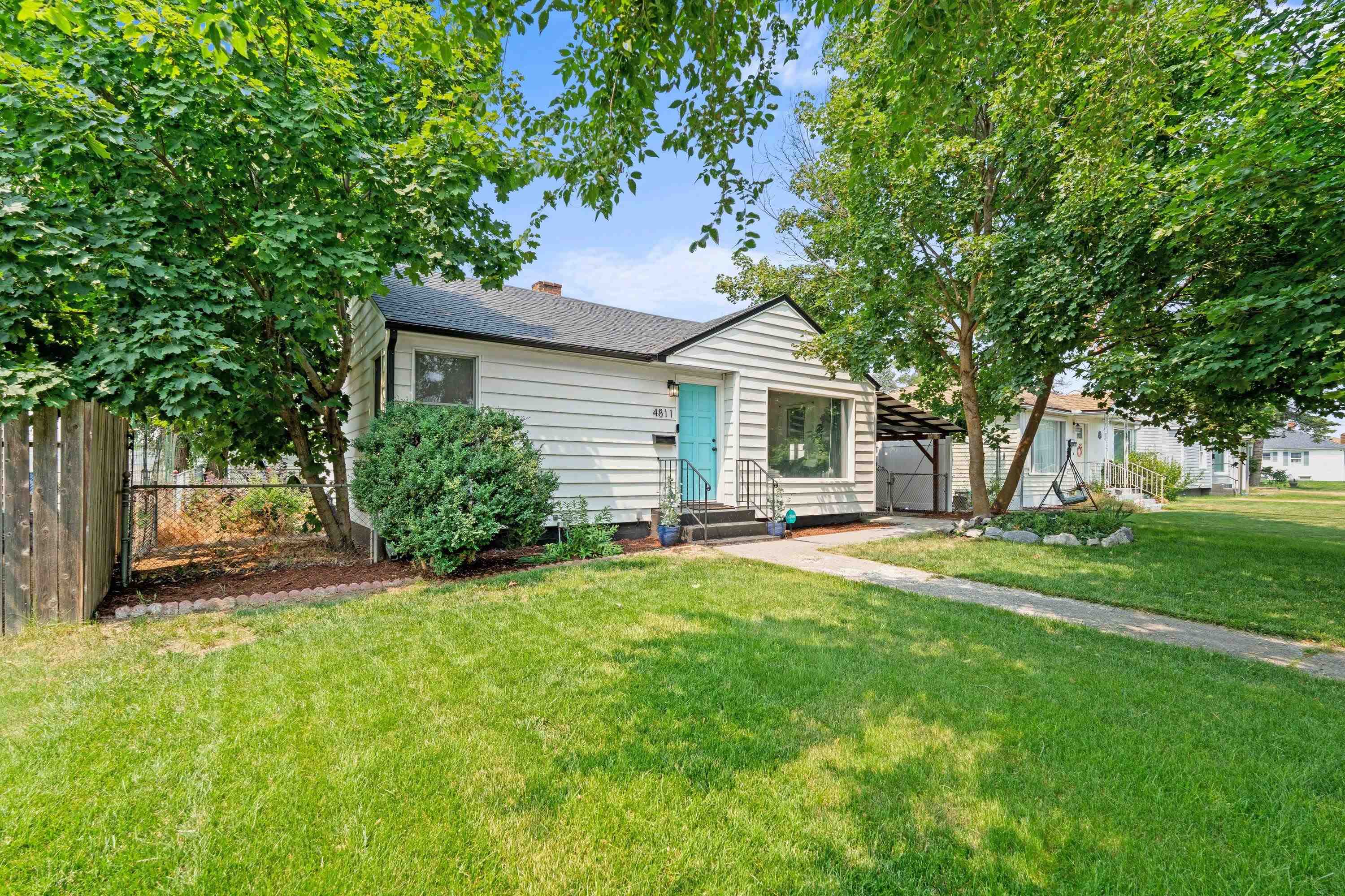 4811 N Oak St - Photo 43