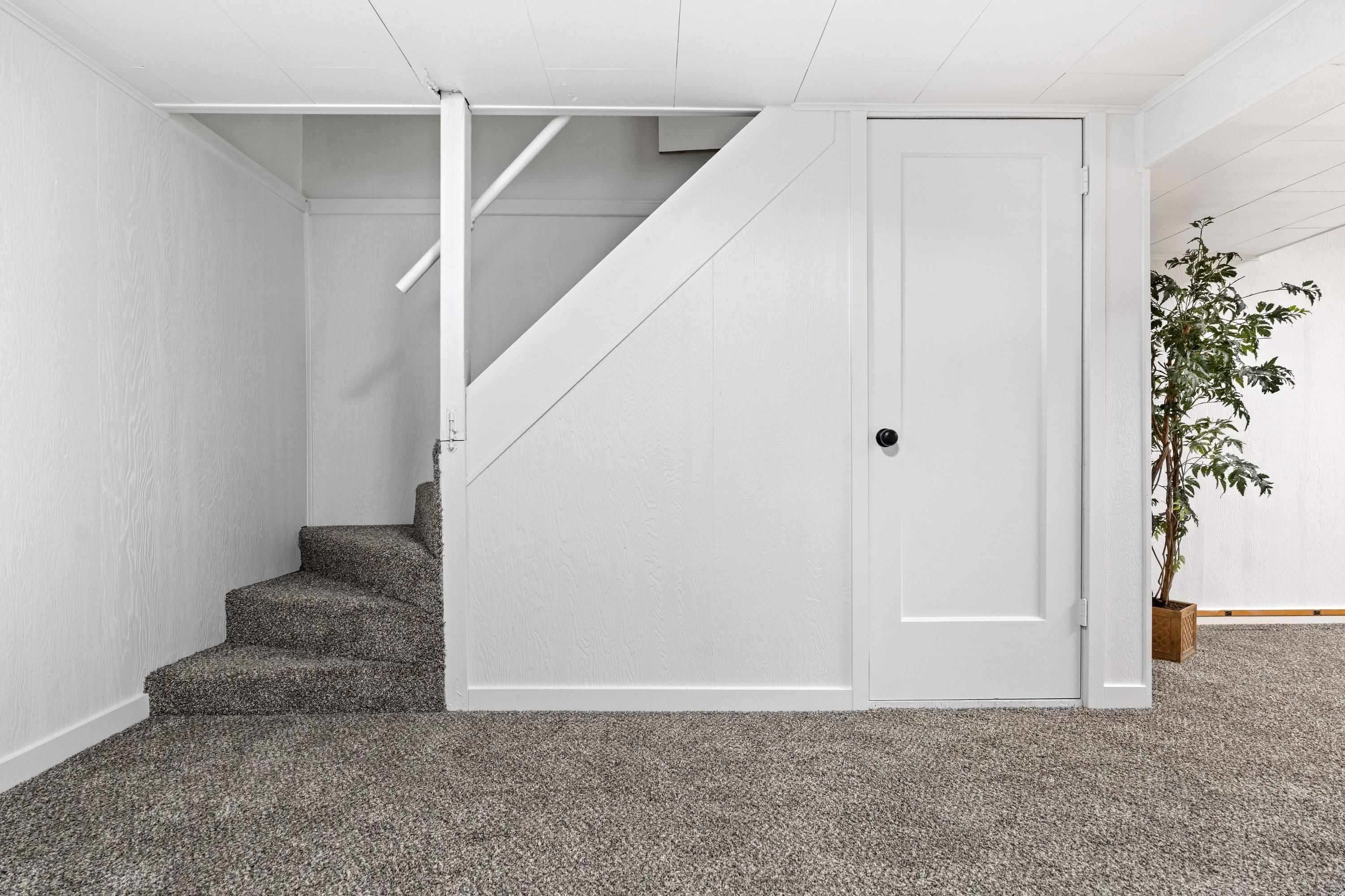 4811 N Oak St - Photo 28