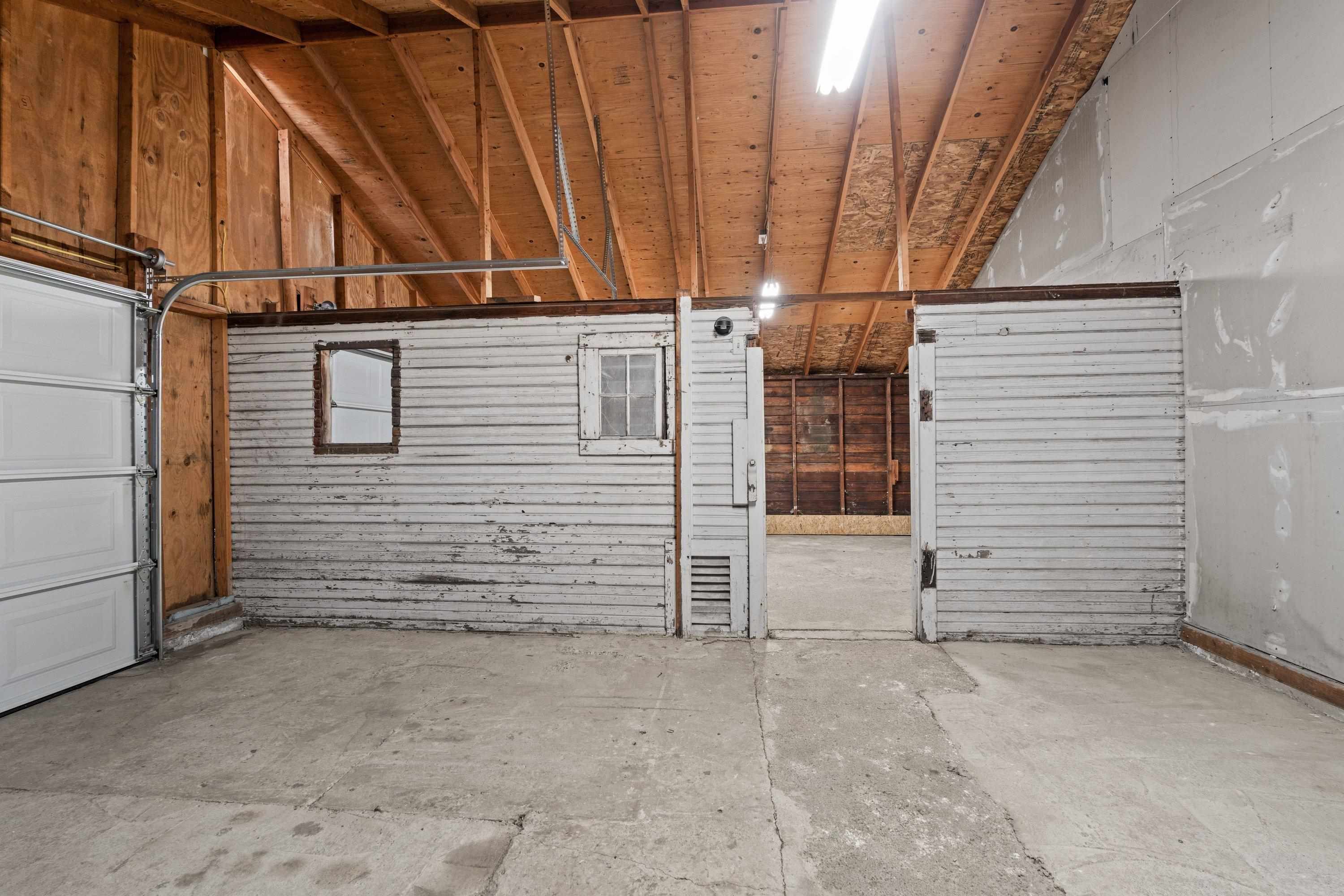 4811 N Oak St - Photo 38