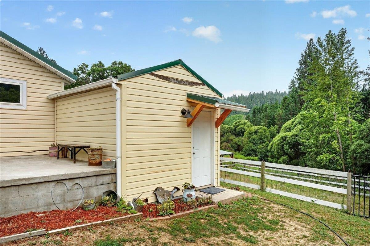 20803 W Euclid Rd - Photo 3