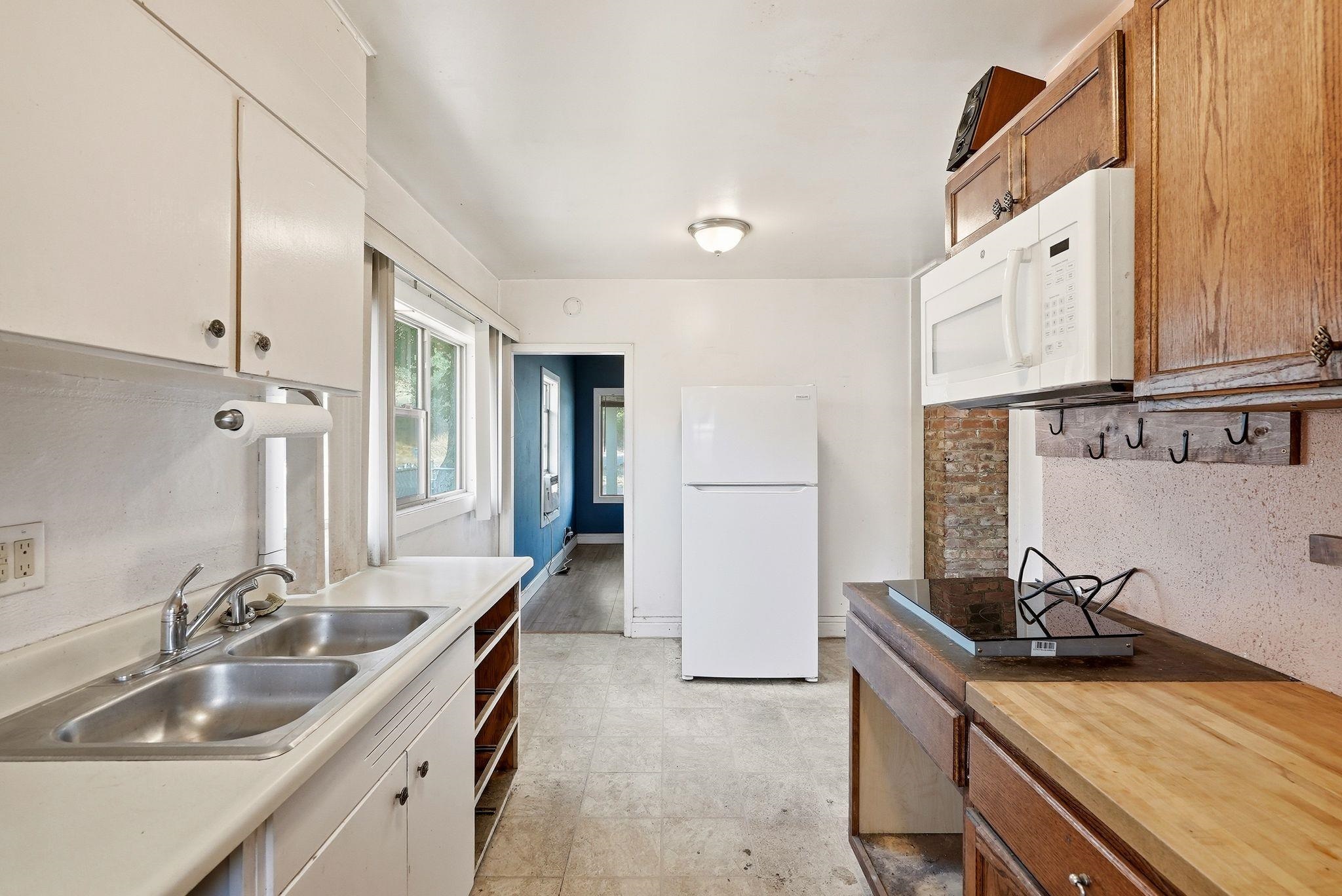 1617 W Fairview Ave - Photo 8