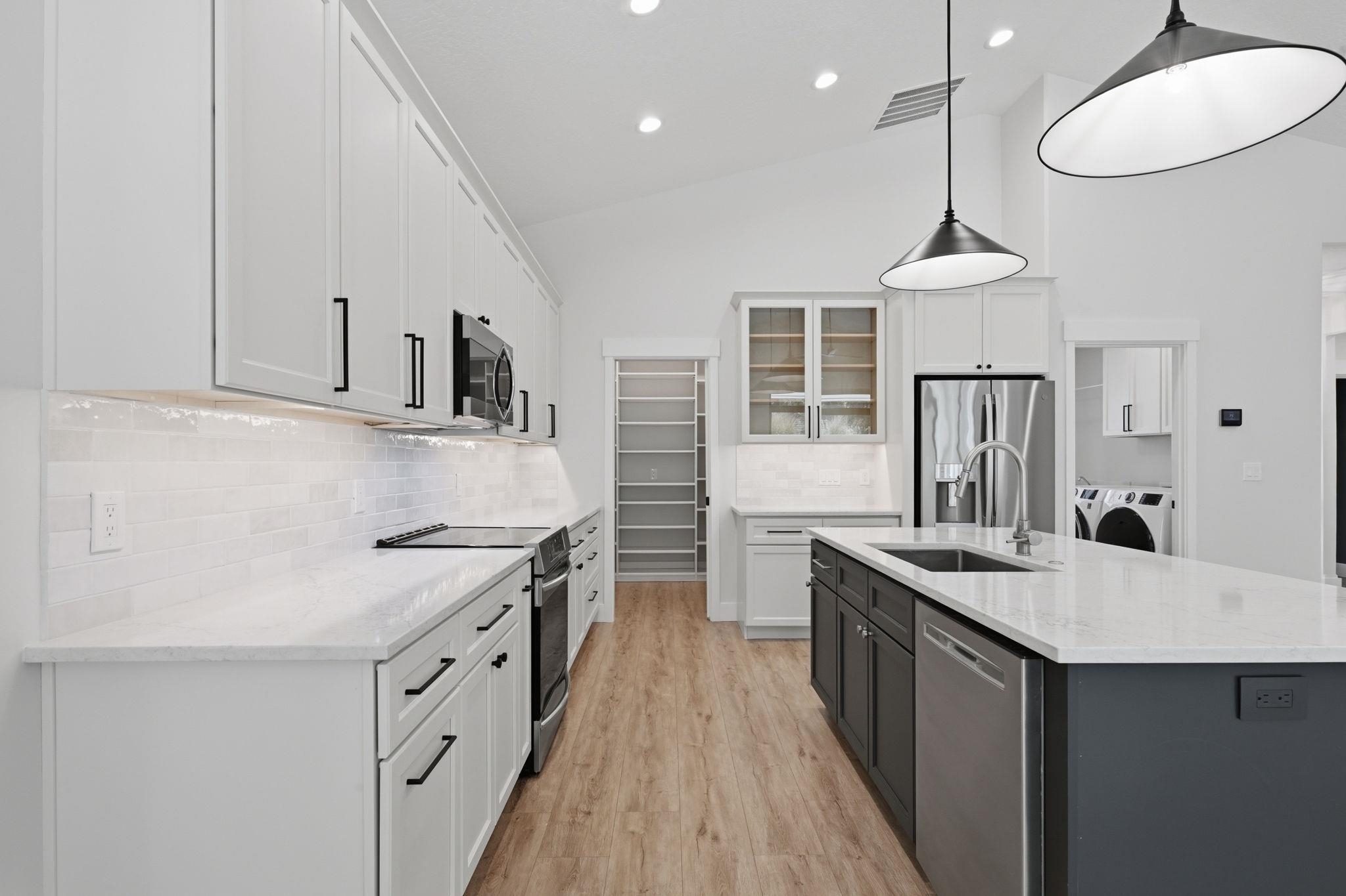 1712 S Lloyd Ln - Photo 3