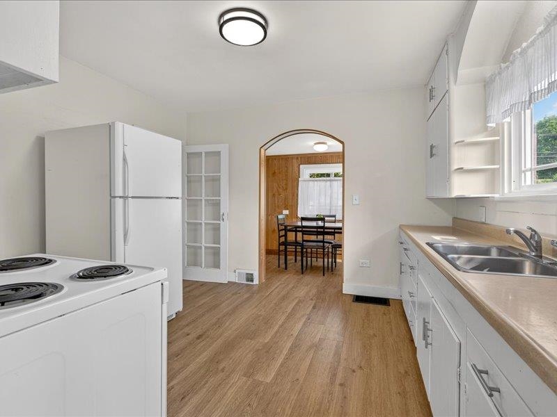 910 W MAIN Ave - Photo 11