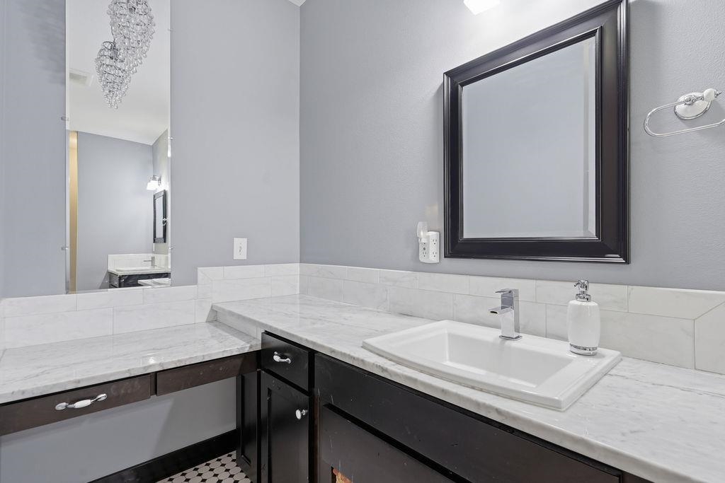 38909 N Hatch Rd - Photo 33