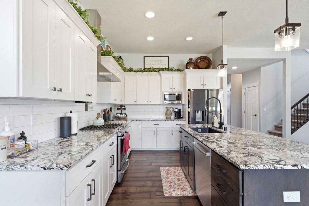 2022 W St Thomas More Way - Photo 17
