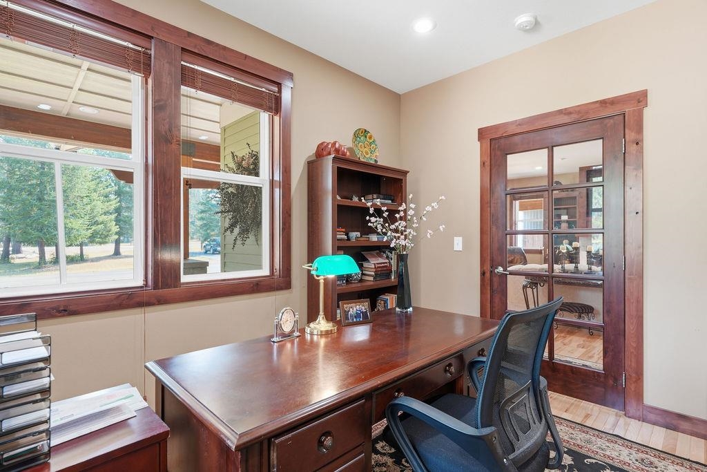 38909 N Hatch Rd - Photo 43