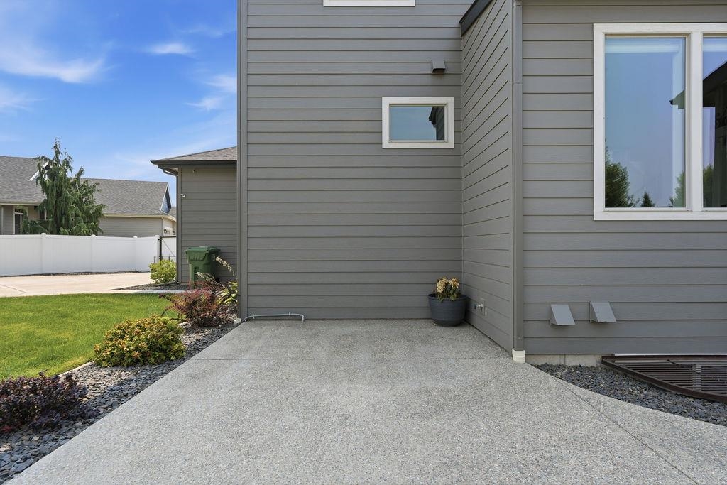 2022 W St Thomas More Way - Photo 44