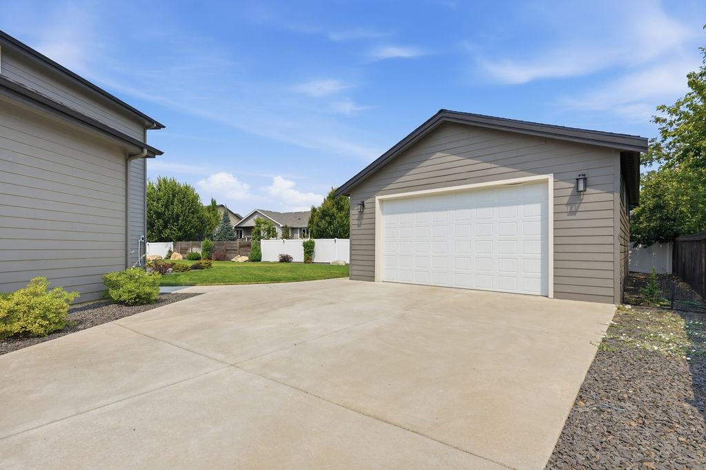 2022 W St Thomas More Way - Photo 3