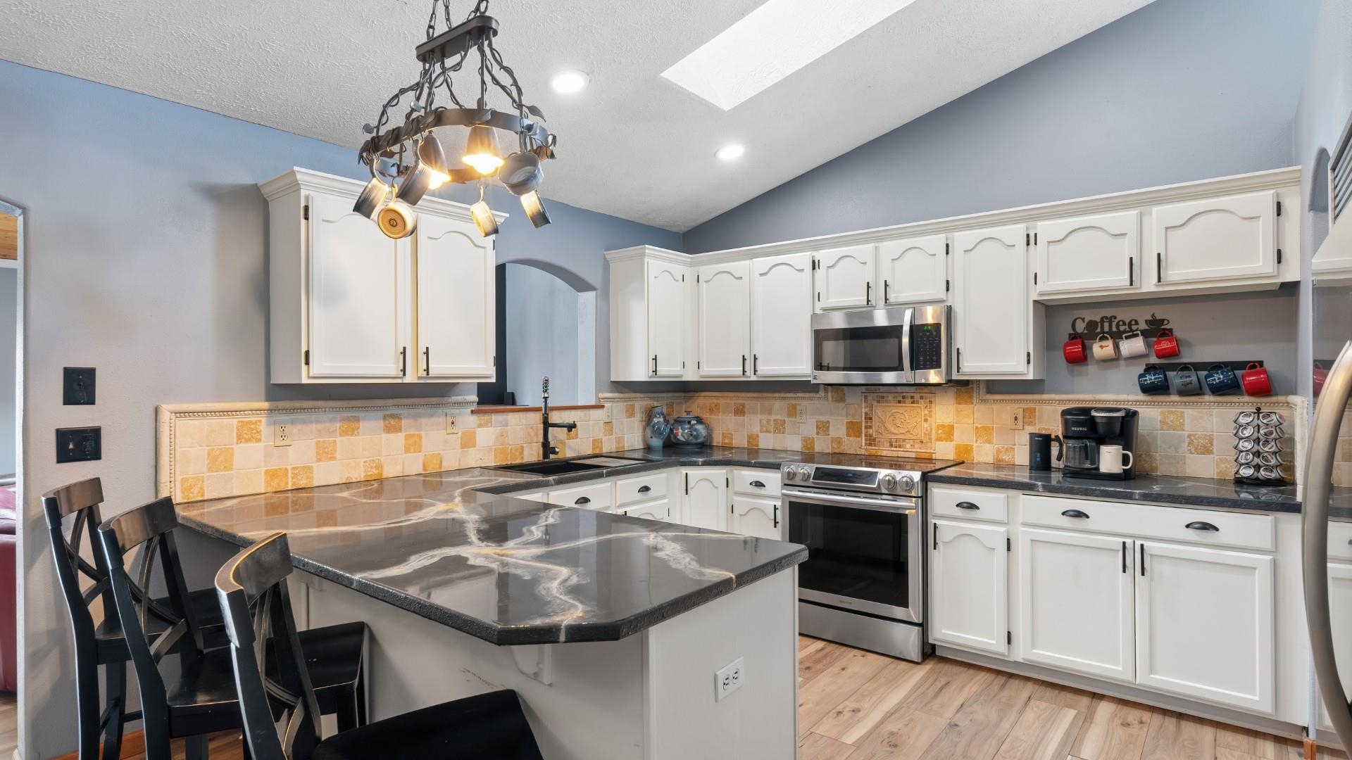3703 E Courtland Ave - Photo 8