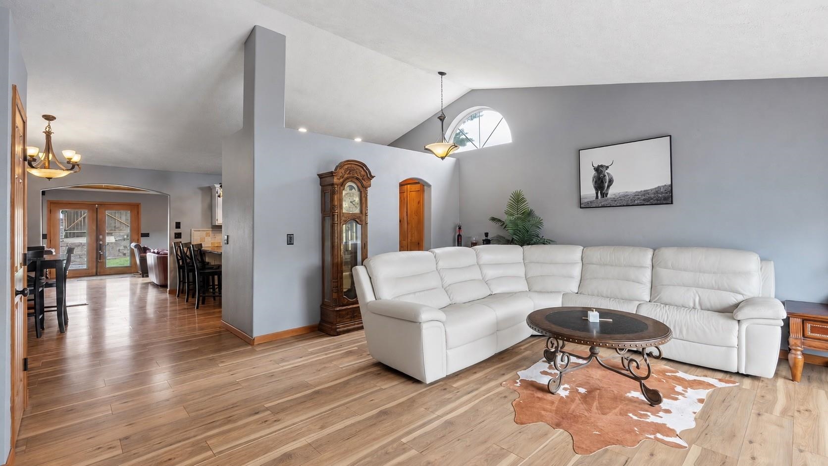 3703 E Courtland Ave - Photo 5