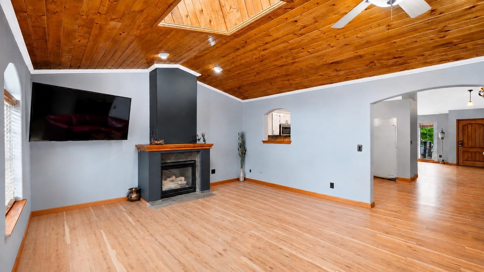 3703 E Courtland Ave - Photo 15