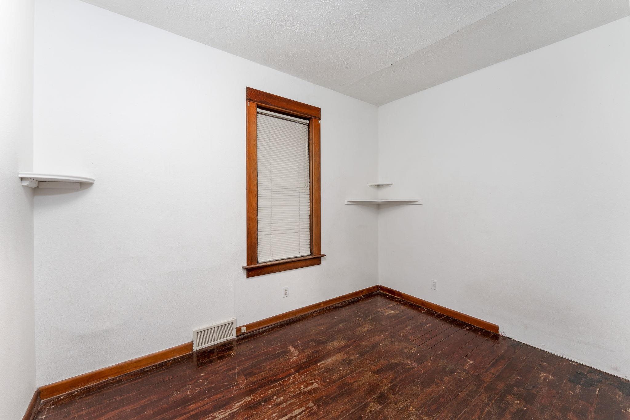 1804 W Augusta Ave - Photo 14