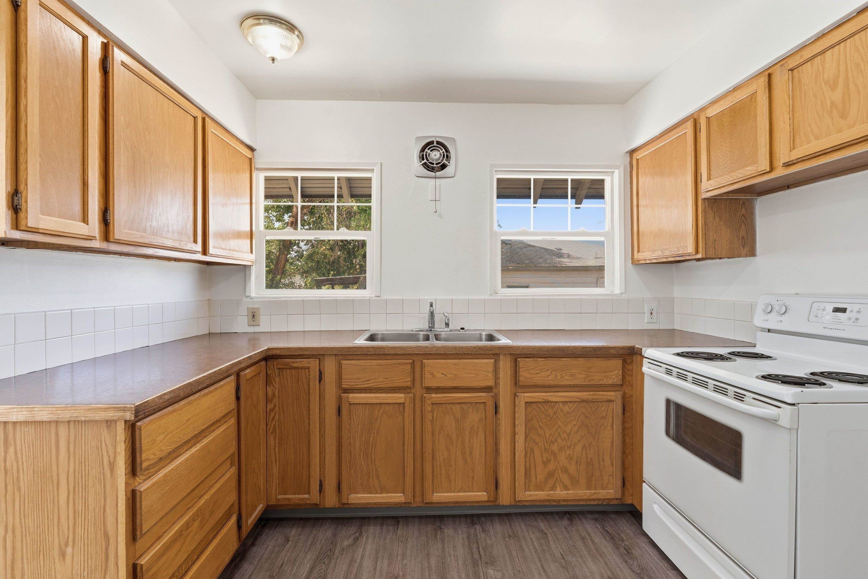 816 E Gordon Ave - Photo 11