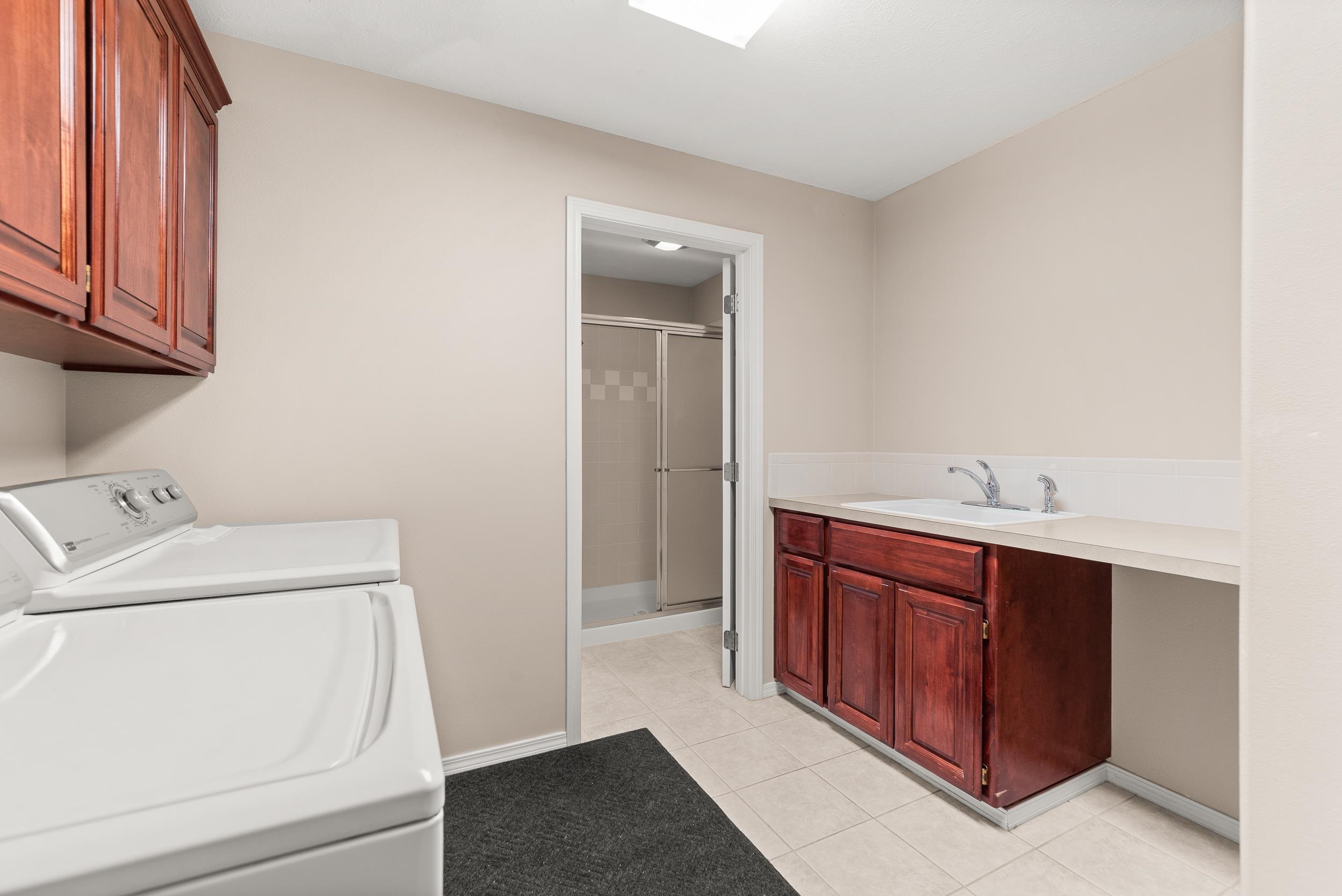 8912 N Oakland Rd - Photo 17