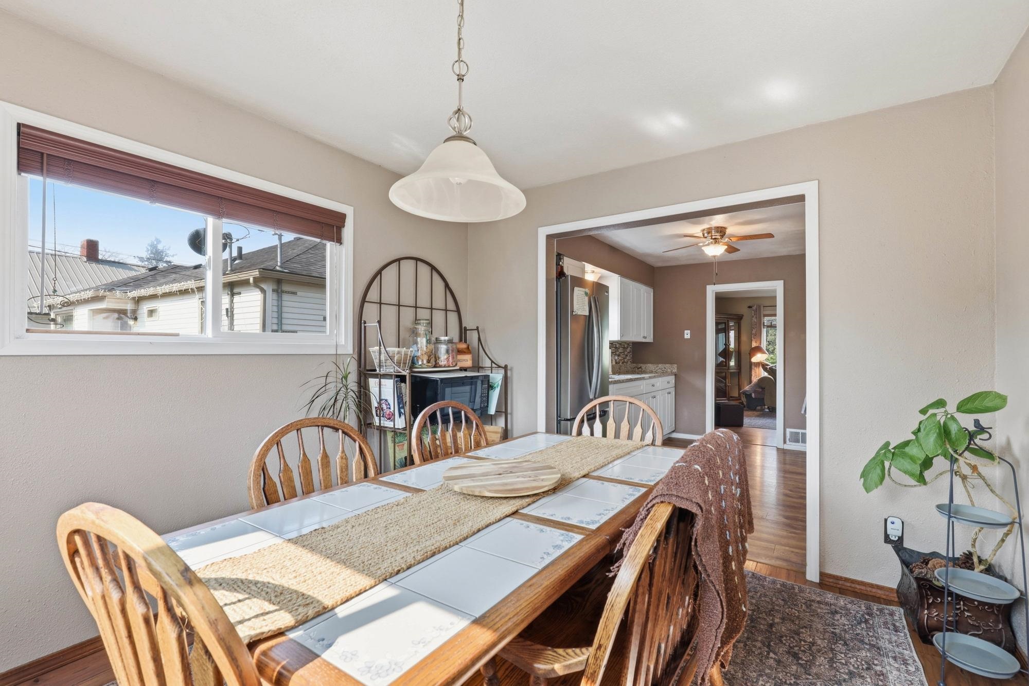 4918 N Lincoln St - Photo 9