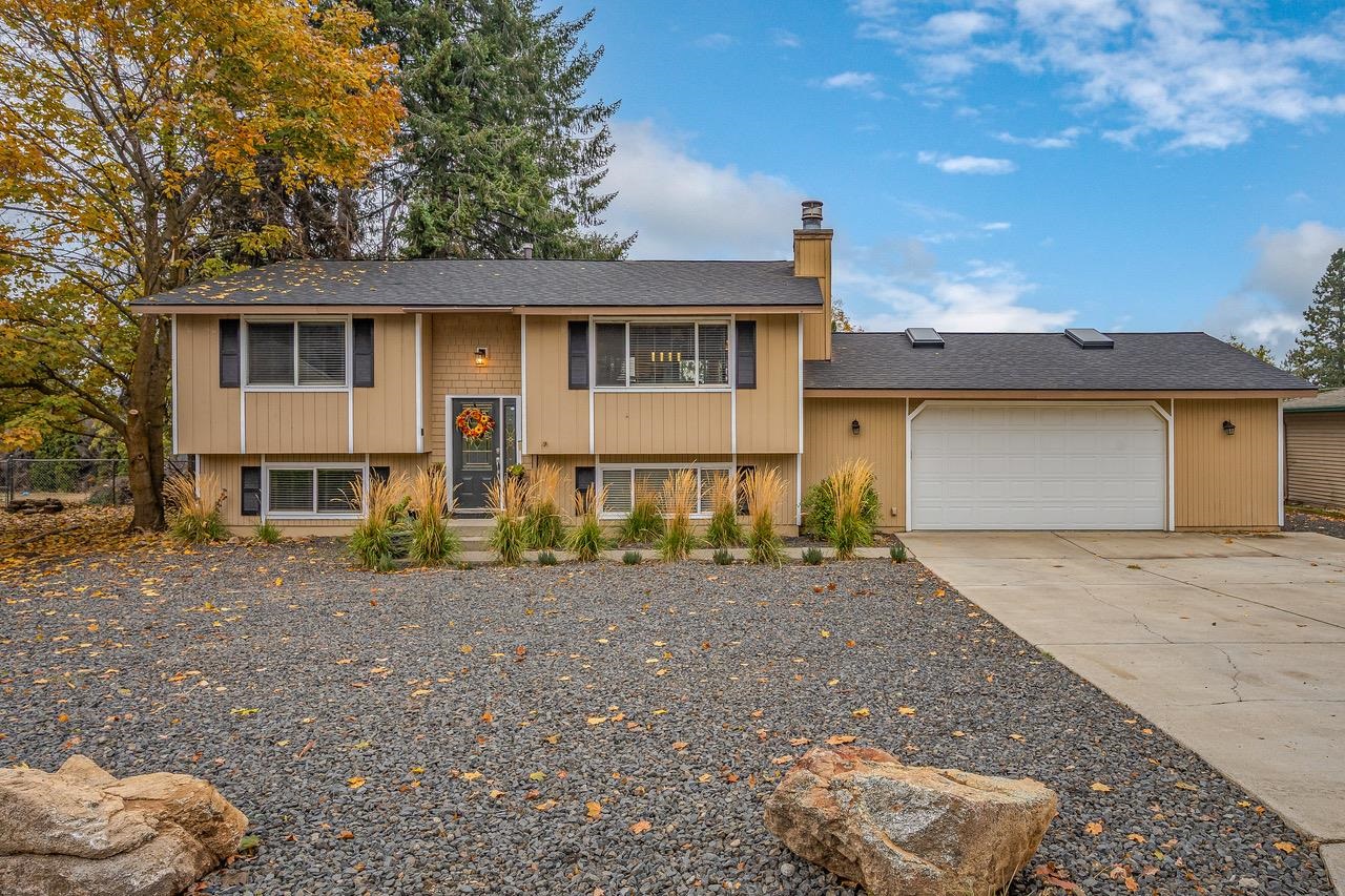 3219 E 19TH Ave - Photo 1