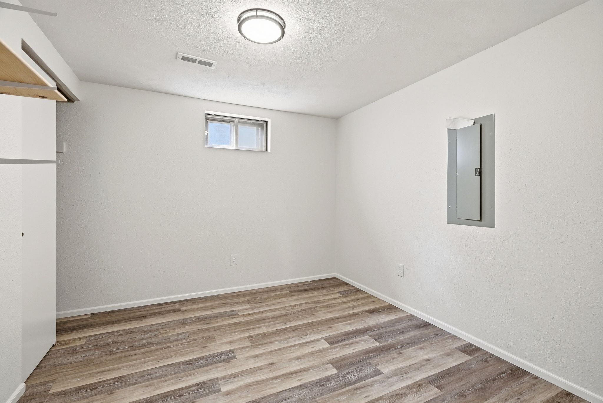 8517 N Greenwood St - Photo 28