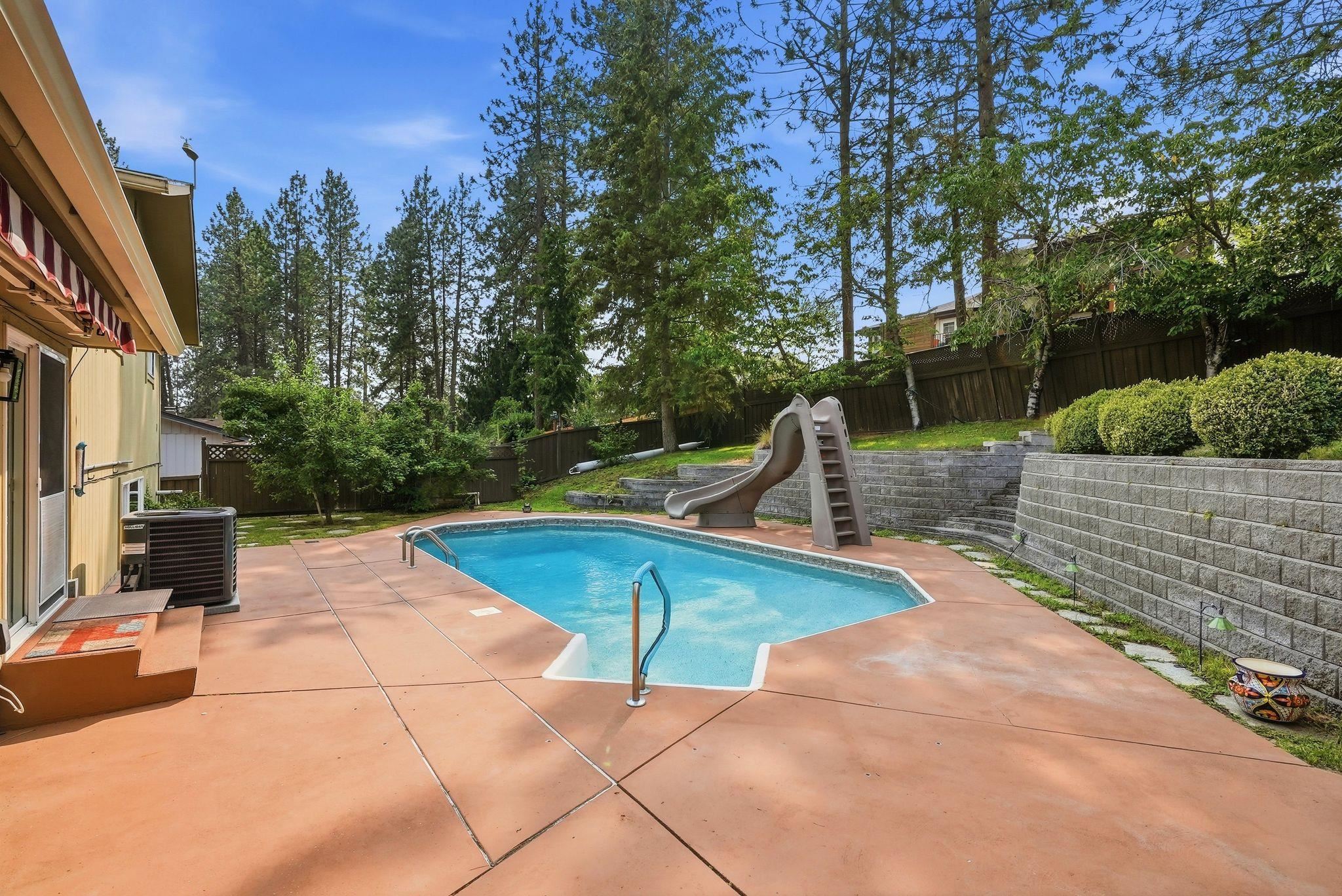 8517 N Greenwood St - Photo 32