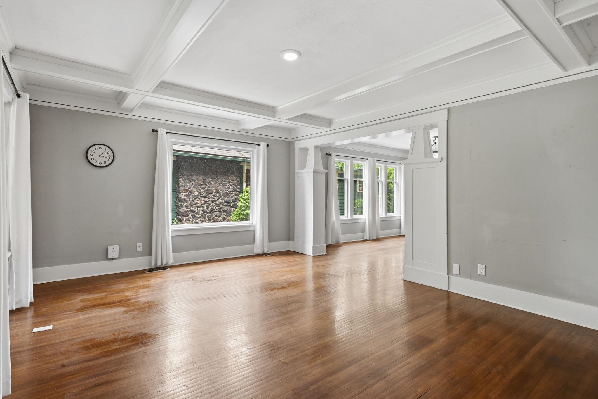 524 W Sound Ave - Photo 4