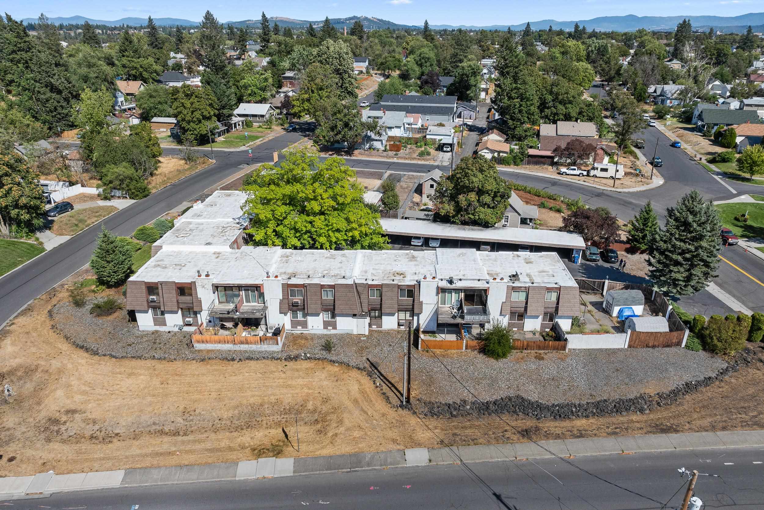 1716 N Pettet Dr - Photo 24