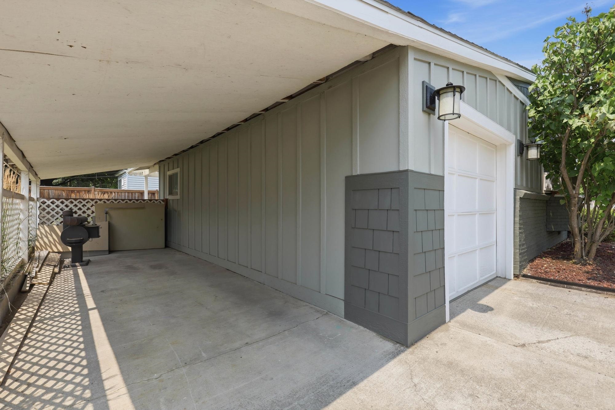 303 W Queen Ave - Photo 20