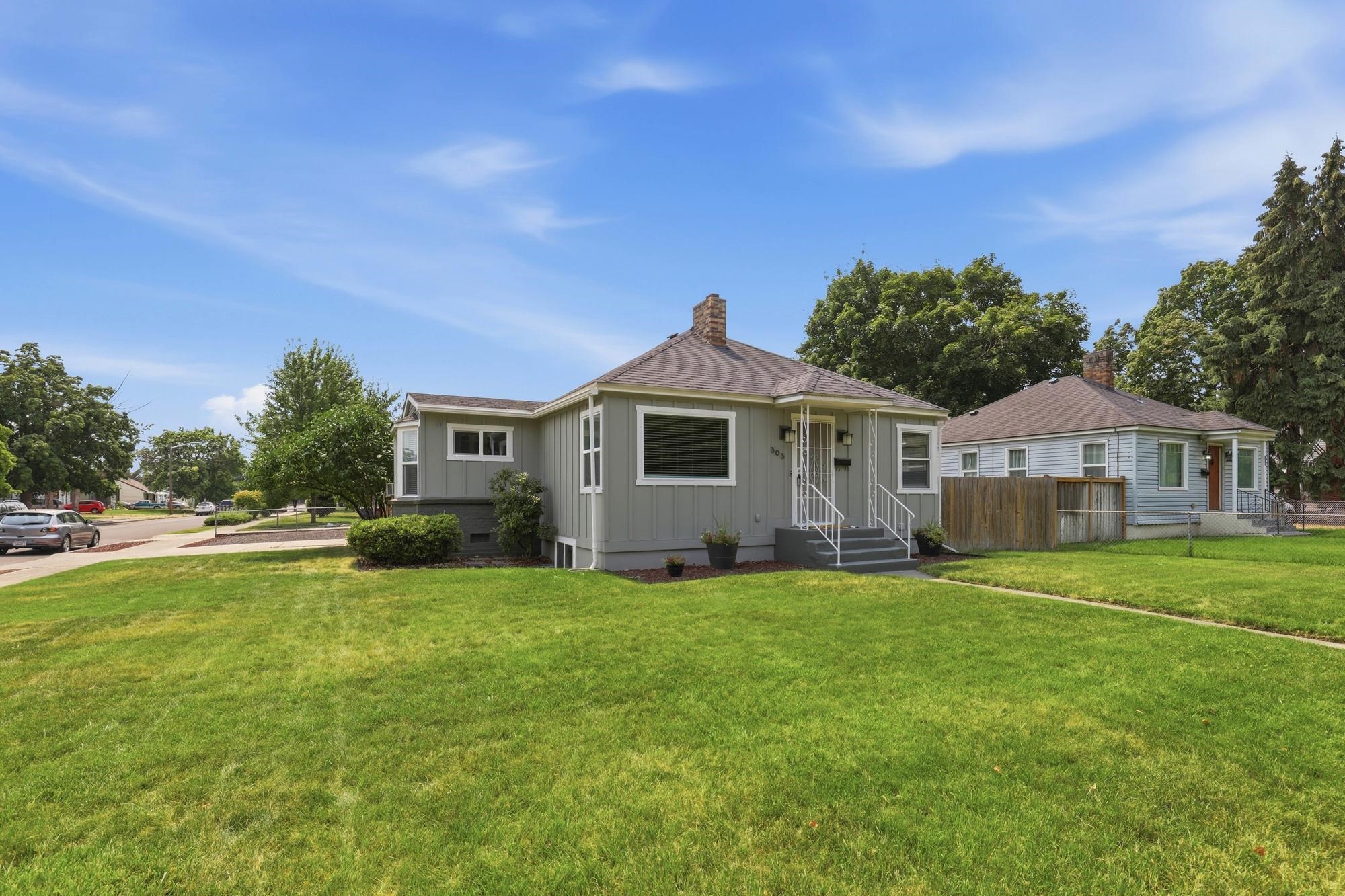 303 W Queen Ave - Photo 24