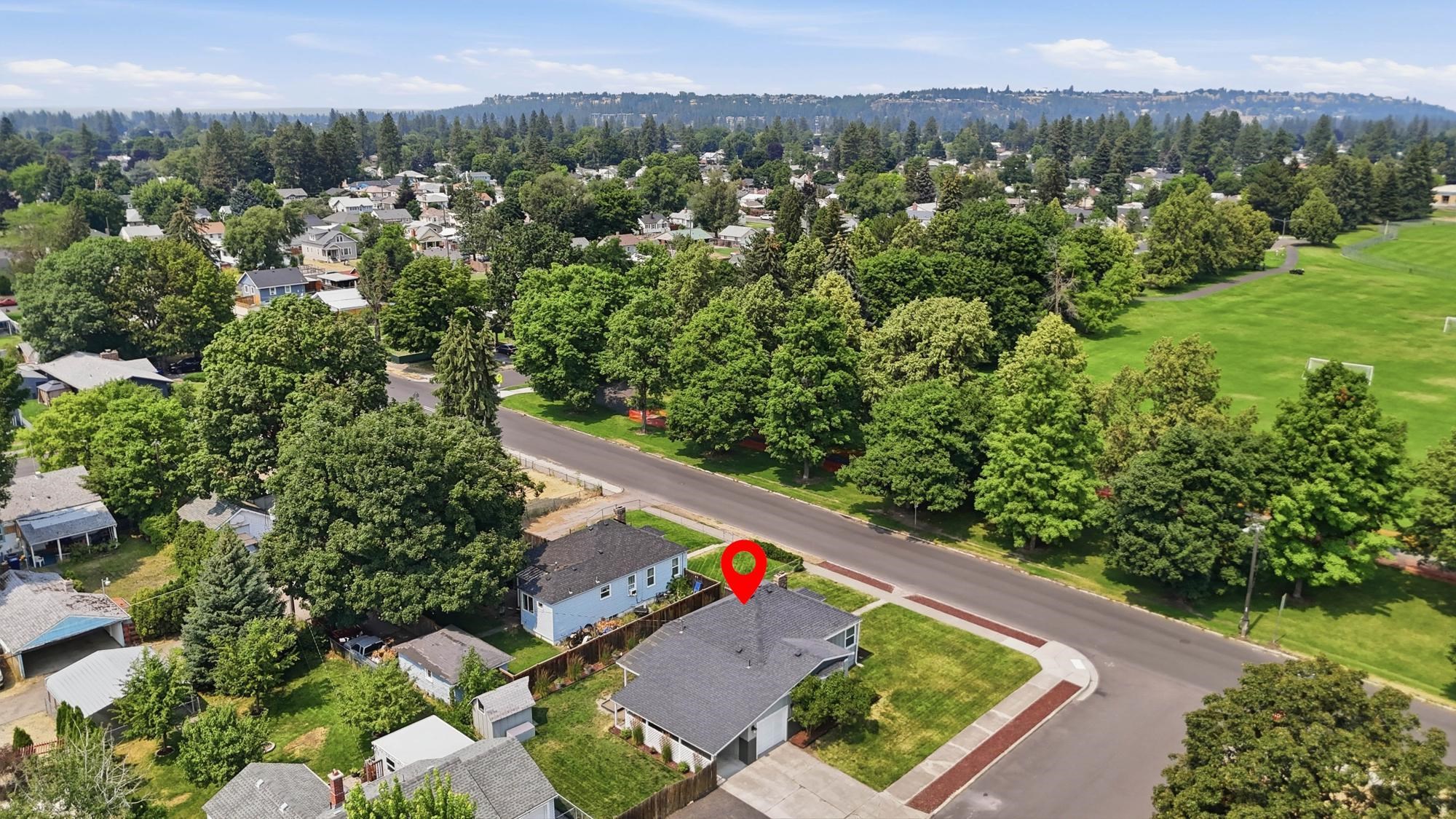 303 W Queen Ave - Photo 27