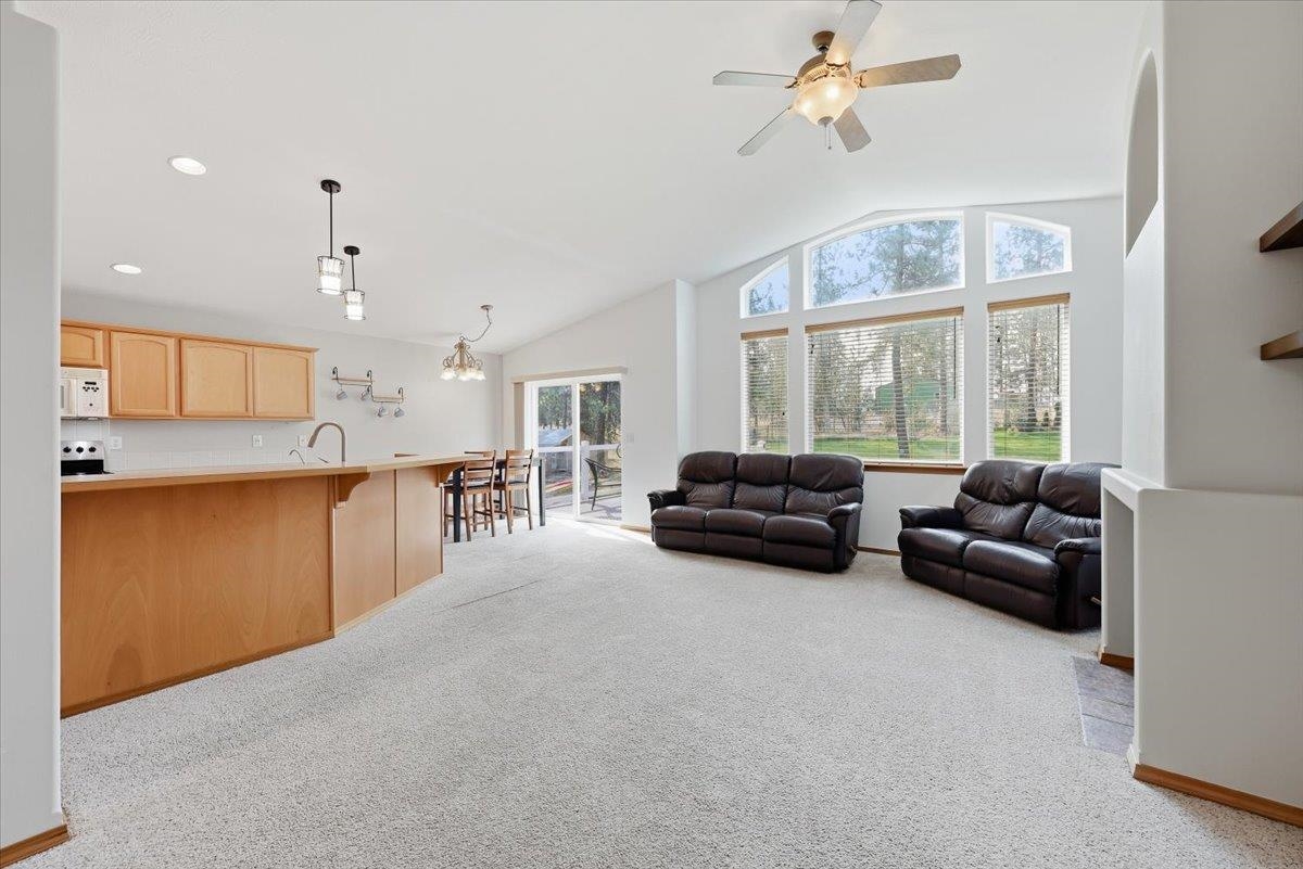 5861 Jergens Rd - Photo 4