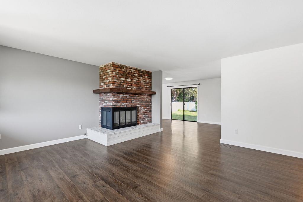 10809 E 35th Ave - Photo 7