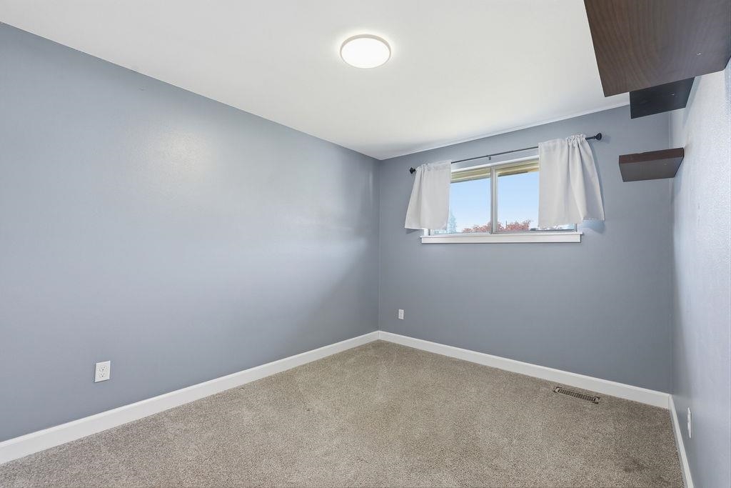 10809 E 35th Ave - Photo 15