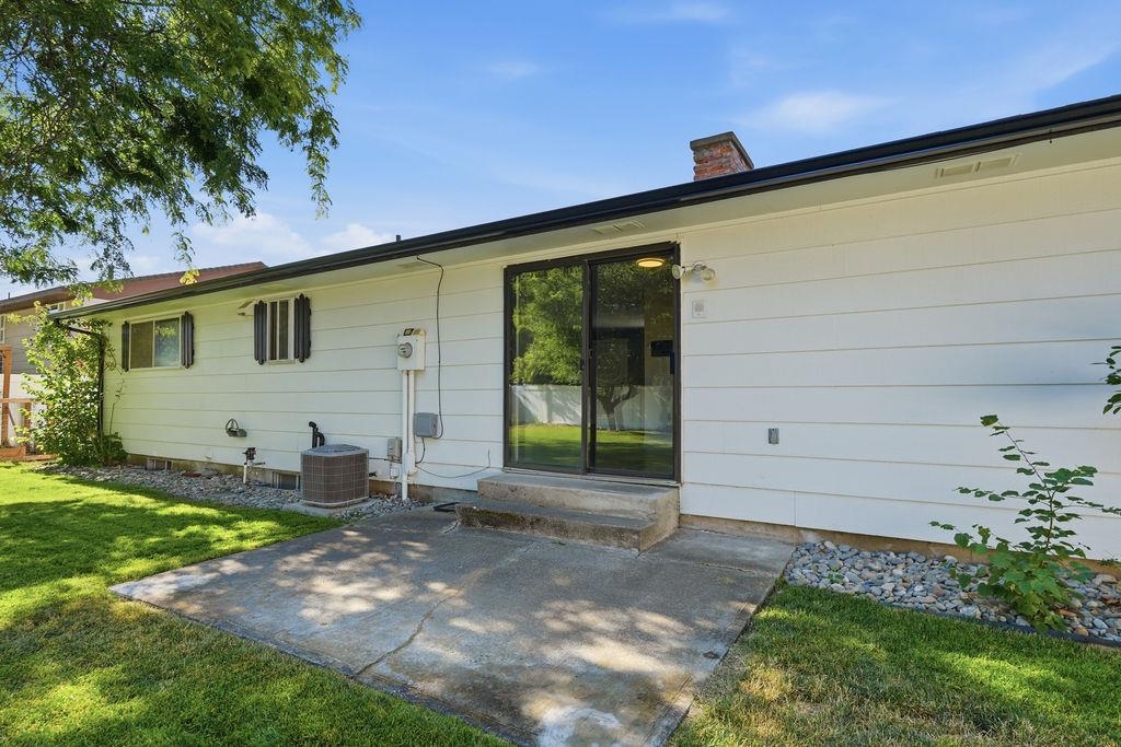 10809 E 35th Ave - Photo 26