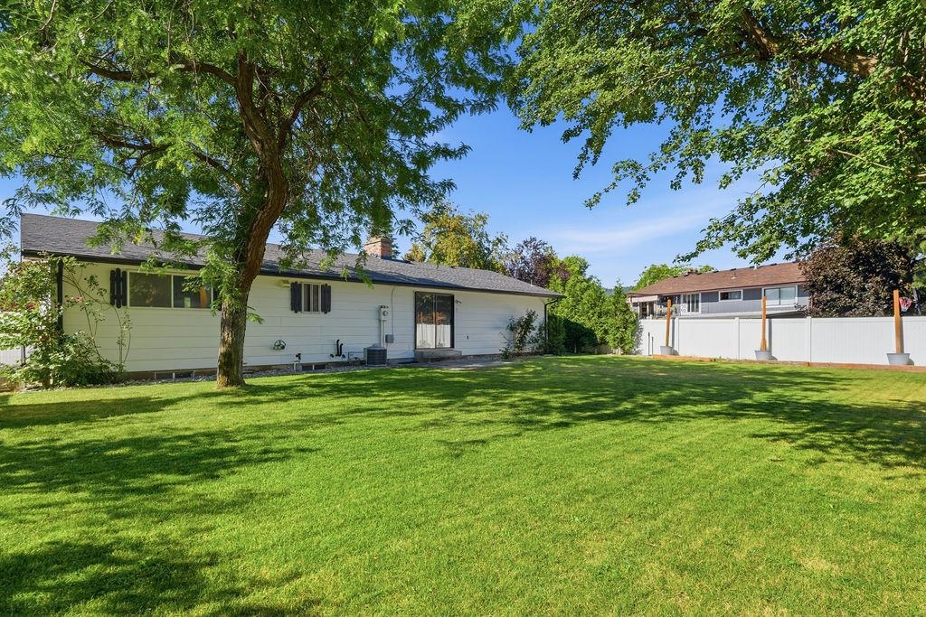 10809 E 35th Ave - Photo 29