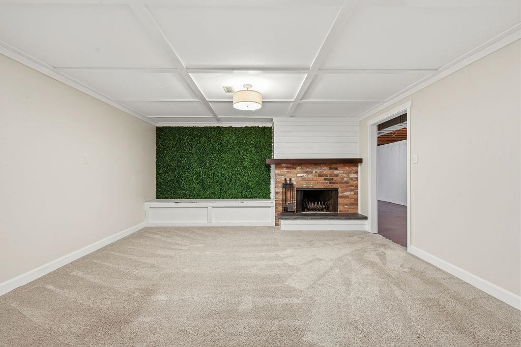 10809 E 35th Ave - Photo 37