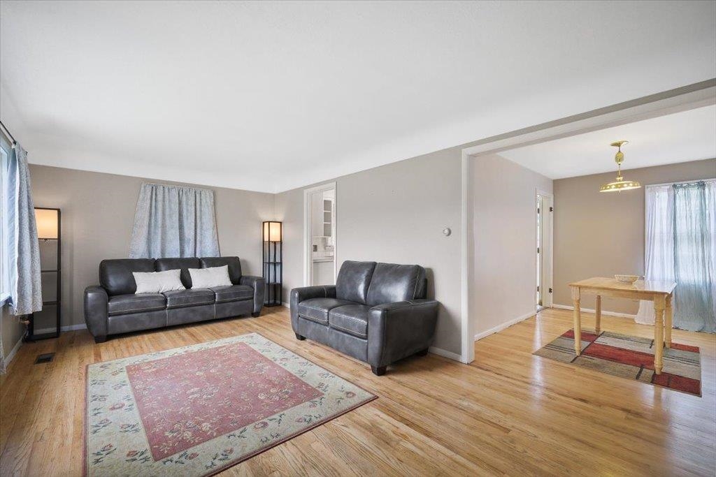 4908 N LEE St - Photo 5